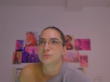 webcam girl naalani live cam image #11789976