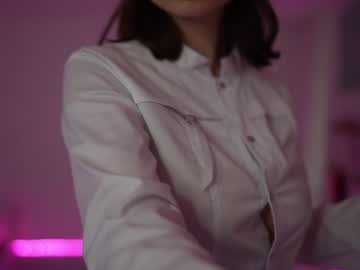 webcam girl floret_joy live cam image #7477282