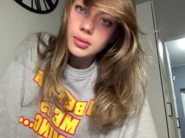 webcam girl angel_from_sky live cam image #9631045