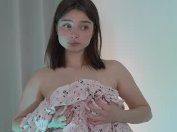 webcam girl floret_joy live cam image #12294749