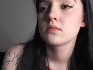 webcam girl 50secondstomoon live cam image #11968338