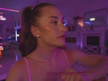 webcam girl hannahjames710 live cam image #10635883