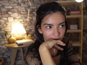 webcam girl urcutelinda live cam image #10433201