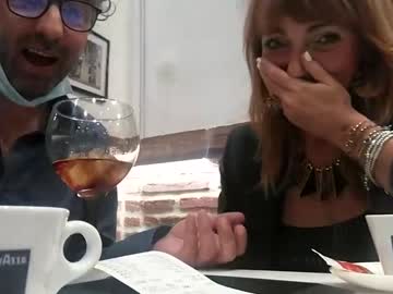 webcam couple middleagefunswingers live cam image #1429417