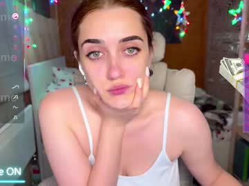webcam girl ps4pro live cam image #11938752