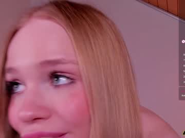 webcam girl marin_kitagava live cam image #8011899