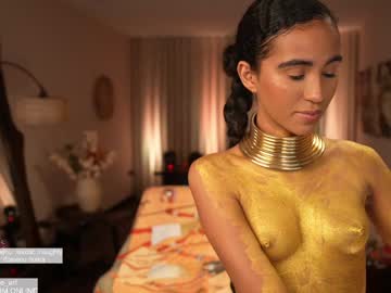 webcam girl amnie_ live cam image #12560309