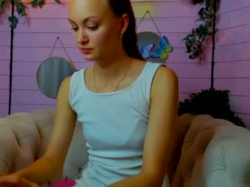 webcam girl milamalesh live cam image #3682071