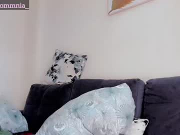 webcam girl ommnia live cam image #3937407