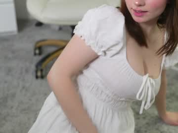 webcam girl floret_joy live cam image #8472619