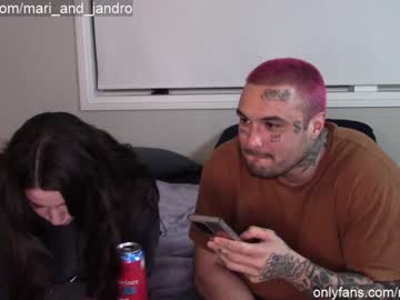 webcam couple mari_and_jandro live cam image #773735