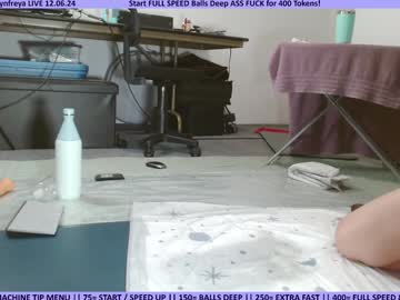 webcam girl wynfreya live cam image #11238812
