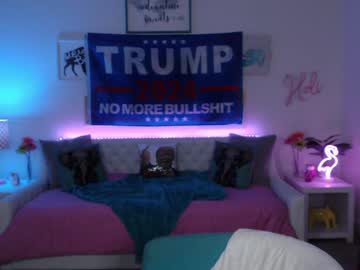 webcam girl holihurricane live cam image #10726508