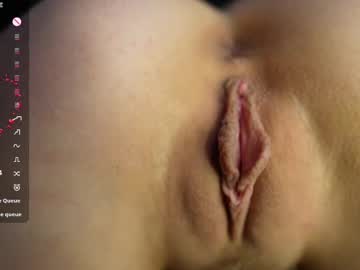 webcam girl lilla_cutie live cam image #12140371