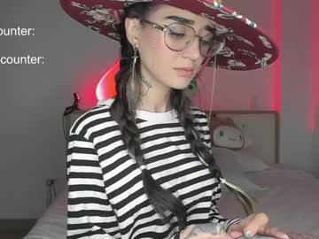 webcam girl lonelly_lolly98 live cam image #9678398