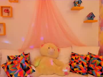 webcam girl elisa_oliver live cam image #611175