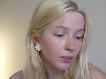 webcam girl my_stella live cam image #10489985