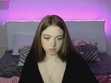 webcam girl small_blondee live cam image #12072008