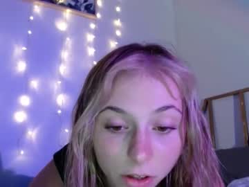 webcam girl emilystarxs live cam image #6733690