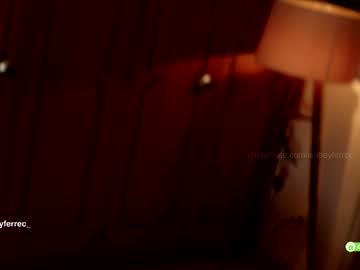 webcam girl isabeyferrec live cam image #10855004
