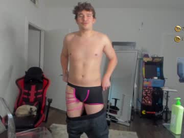 webcam man thejohnnystone live cam image #2130236