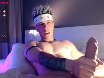 webcam man briannhardone live cam image #4263074