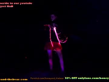 webcam couple honeyand_thebear live cam image #2926165