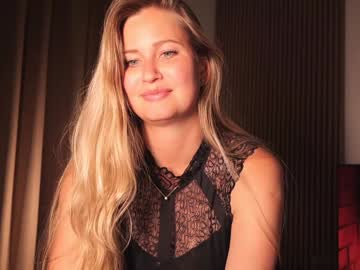 webcam girl stella_and_stephan live cam image #12802416