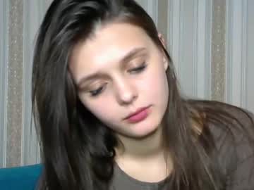 webcam girl 2earsbunny live cam image #1253950