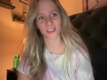 webcam girl luxlovely111 live cam image #11134048