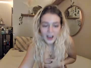 webcam girl ashbabyy19 live cam image #5334720