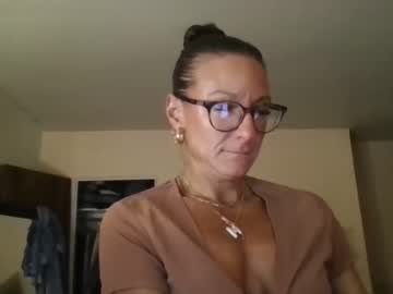webcam girl missmelisateaches live cam image #9321515