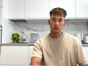 webcam man youcan__ live cam image #6738716