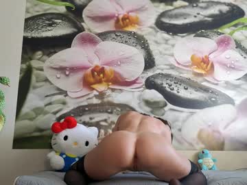 webcam girl jennycutey live cam image #12745426