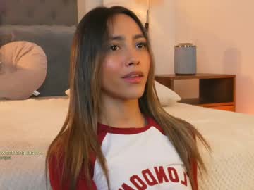 webcam girl victoria__rossi live cam image #12333770