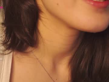 webcam girl amandamedrano live cam image #5658689