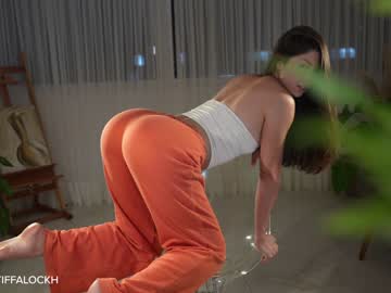 webcam girl tifalock_ live cam image #7633013