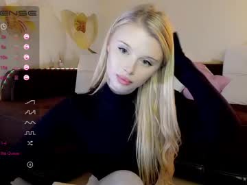 webcam girl blonde__outlaw live cam image #2637970