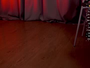 webcam girl holliwould_ live cam image #9393246
