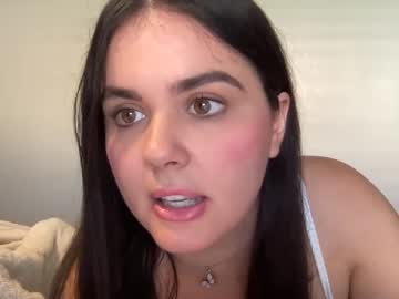 webcam girl gia_is_horny live cam image #6636500