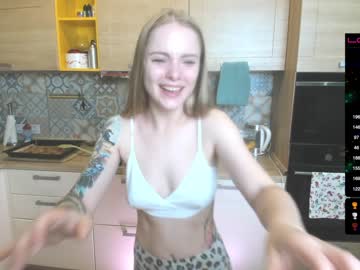 webcam girl lili_01 live cam image #4079119