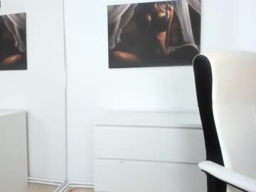 webcam girl ingridblondy94 live cam image #5297127