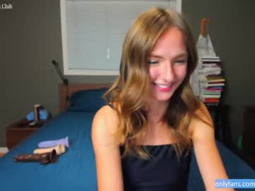 webcam girl innocentprovenguilty live cam image #255058