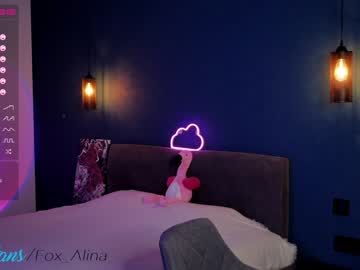 webcam girl fox_alina live cam image #1411094