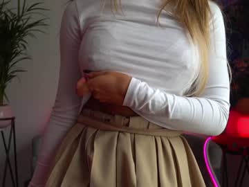 webcam girl beyllove_d live cam image #1246004