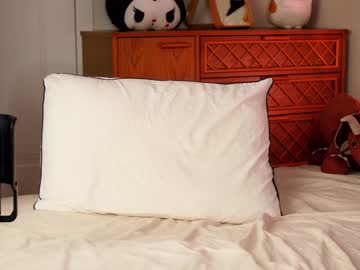 webcam girl meadowthayer live cam image #5225418