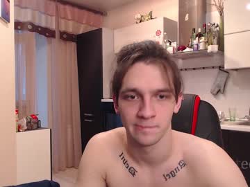 webcam man teddy_mode live cam image #4831519