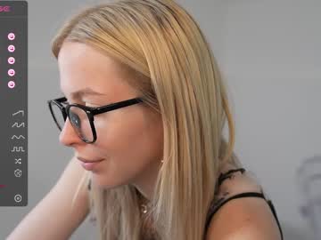 webcam girl my_stella live cam image #6848979