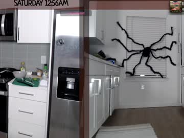 webcam girl milavalentinax live cam image #10683490