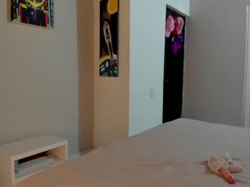 webcam girl amelie_bunny_real live cam image #2216160